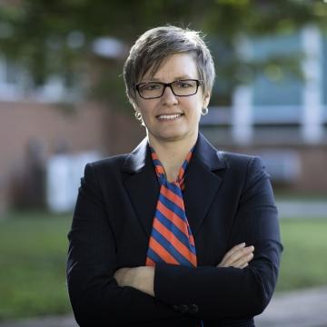 Headshot of Angela Orebaugh